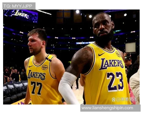 湖人七胜二负领跑NBA西部竞争，东契奇场均40分封王，快船三连败陷危机