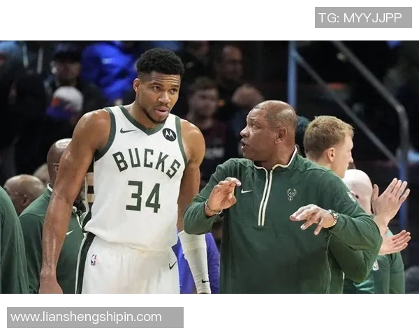 字母哥正式申请离队！怒斥雄鹿管理层太差劲，暗讽里弗斯无能之辈